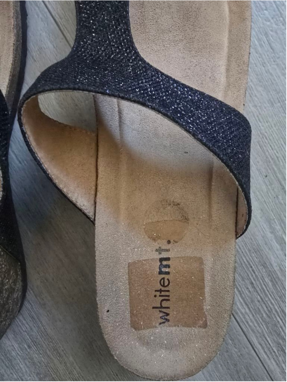 Women's whitemt. Black Glitter Thong Sandals Size 11W - Picture 3 of 9